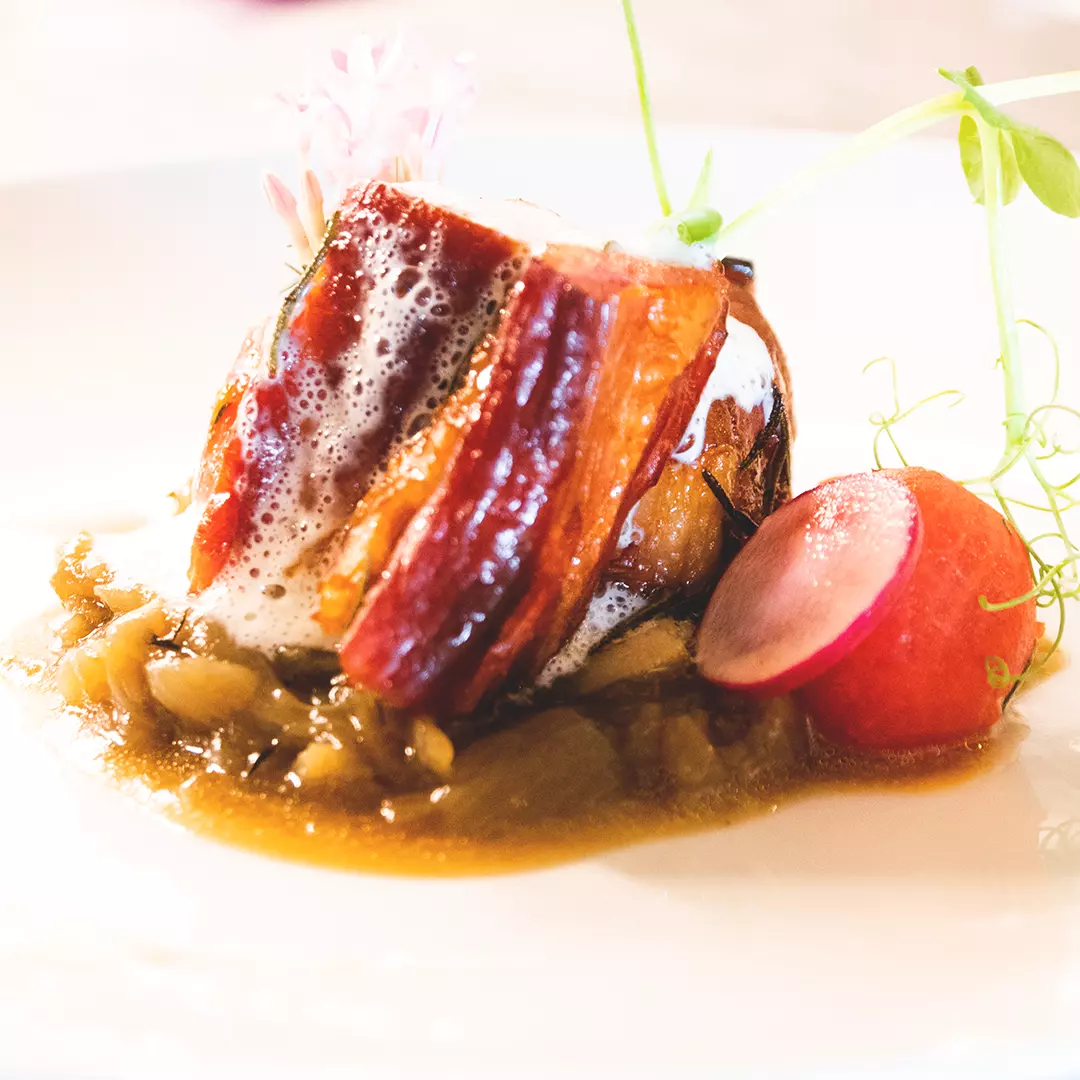 confit-au-romarin-compotee-d-oignons